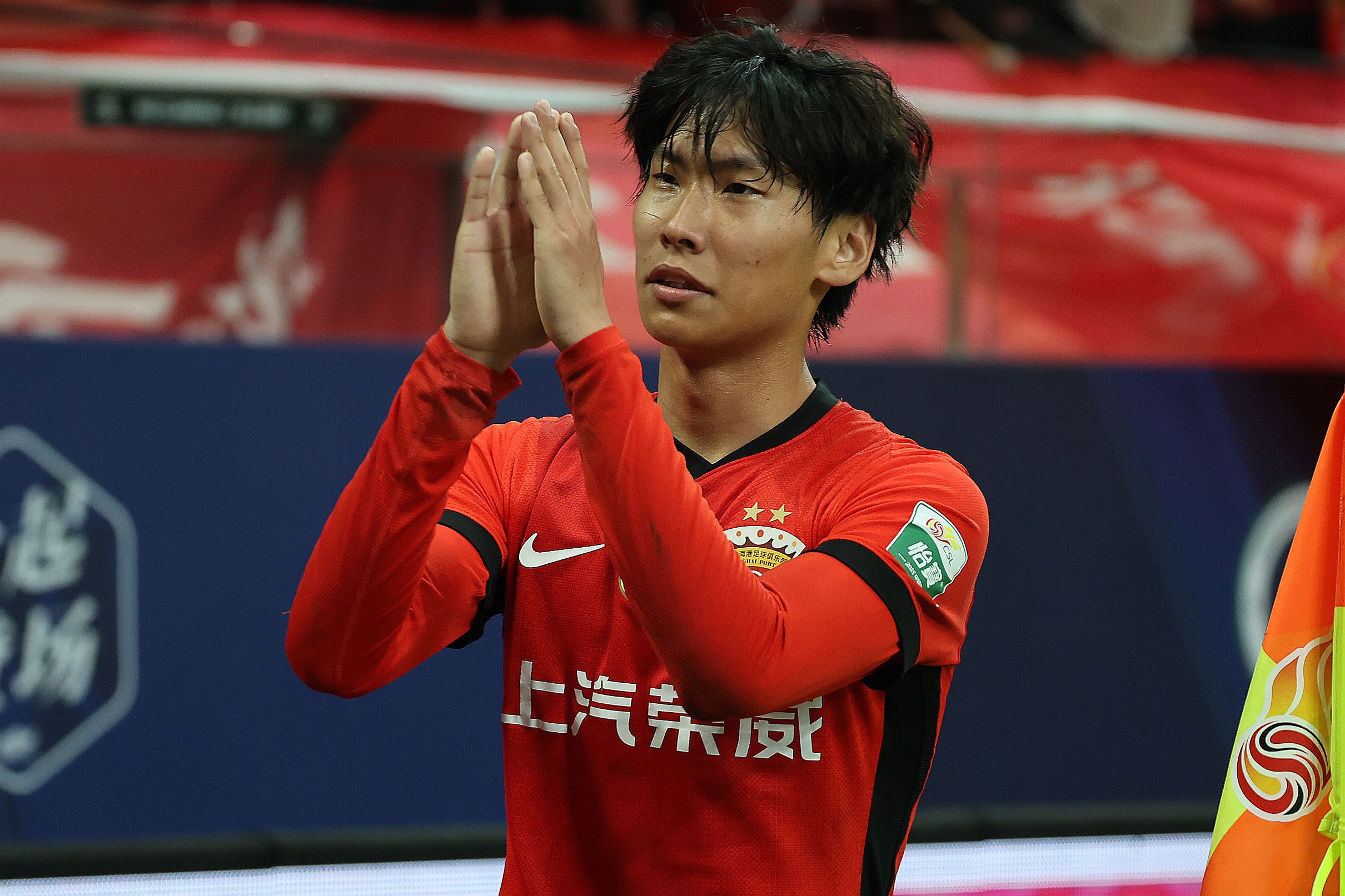 开云体育-媒体分析：李新翔更适合担任替补中锋或影锋，边路位置并非其优势所在