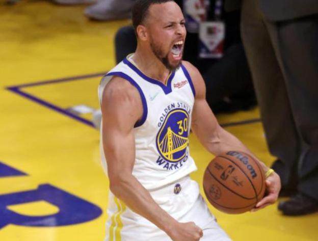 开云体育-两年的蛰伏与休养 勇士五小重回季后赛舞台的中央